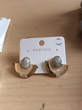 Lote bisutería: esclava, 3 pulseras y pendientes
