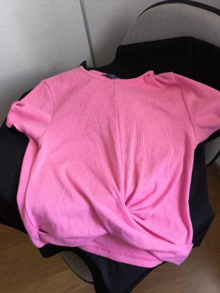 Camiseta Kiabi rosa talla S