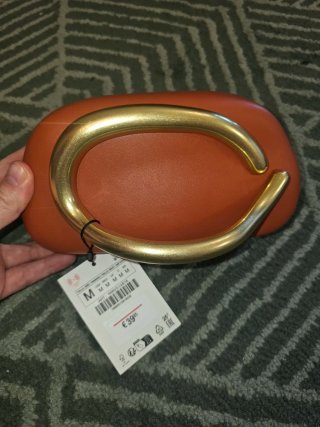 Bolso de mano Zara naranja y dorado