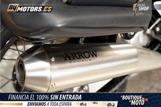 TRIUMPH Thruxton RS *ALFORJAS*