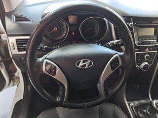Hyundai i30 2015