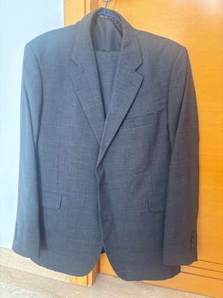 Traje de vestir gris talla XL