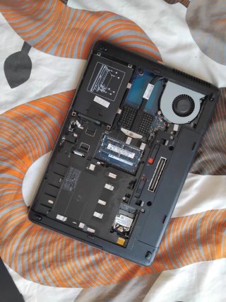 Portátil HP i5 Negro