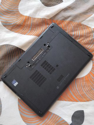 Portátil HP i5 Negro