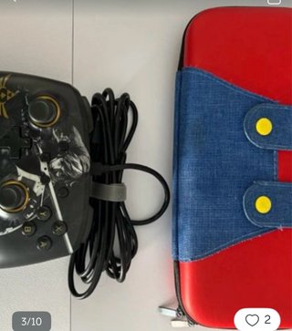 Nintendo Switch OLED con funda Mario