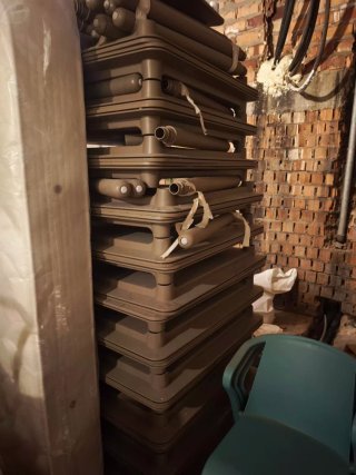 Sillas y mesas para restaurante