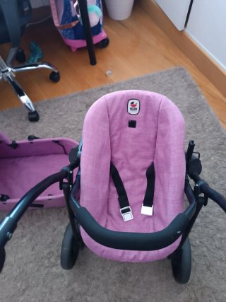 Carrito y accesorios para muñecas