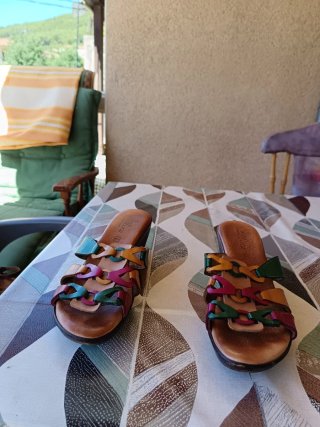 Sandalias Jloon cuña multicolor piel