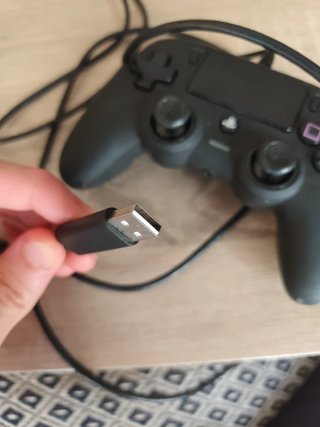 Mando Nacon PS4