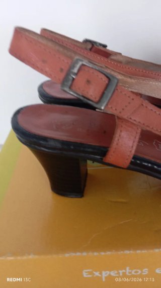Sandalias  piel trenzada talla 38.
