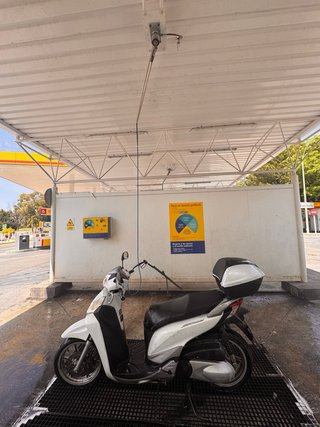 Honda SH 300i Scooter Automática