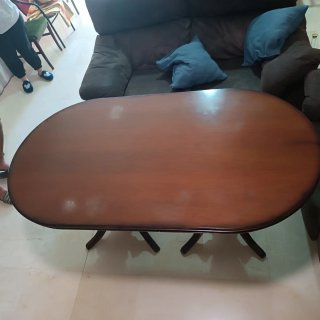 6 Sillas de comedor madera oscura Y mesa del salon