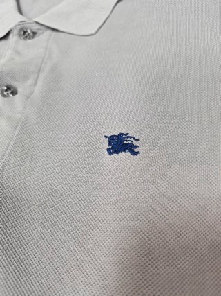 Polo Burberry Gris Logo Bordado Talla L