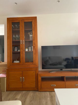 Mueble de salón TV y estanterías madera