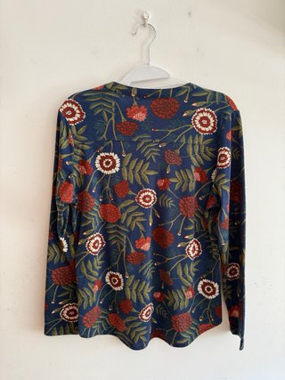 Camiseta Rosetti Estampado Flores Manga Larga