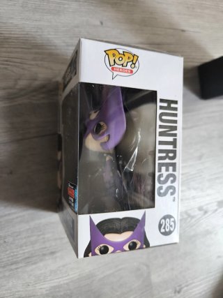 Funko Pop! DC SuperHeroes Huntress 285. Cazadora