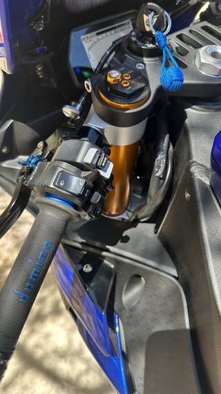 Yamaha R1 2015 - 17.000 km