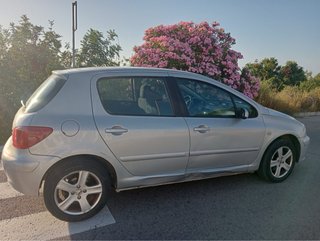 Peugeot 307 2004