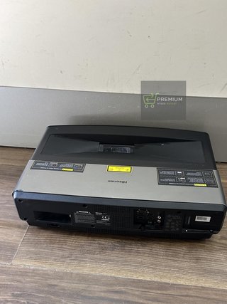 Proyector Hisense Láser TV 88L5VG