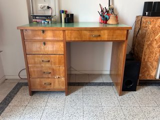 Scrivania vintage legno c/piano in laminato verde