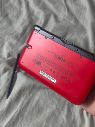 Nintendo 3DS XL Roja