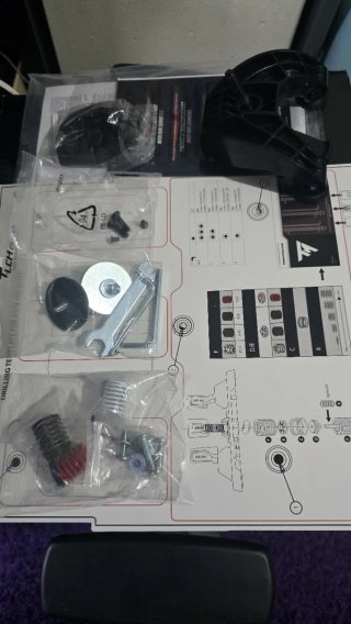Volante Thrustmaster TGT II + Pedali TLCM