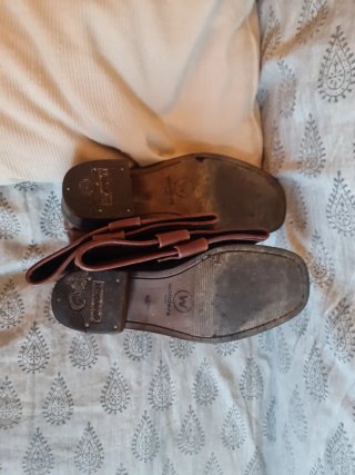 Botas de piel marrones
