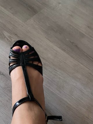 Zapatos de tacón negros charol