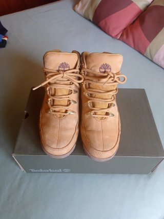 Botas Timberland Beige y Marrón