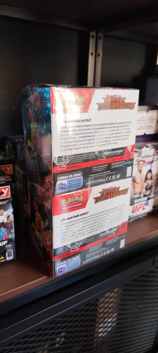 Booster Box Pokémon Rivales Predestinados