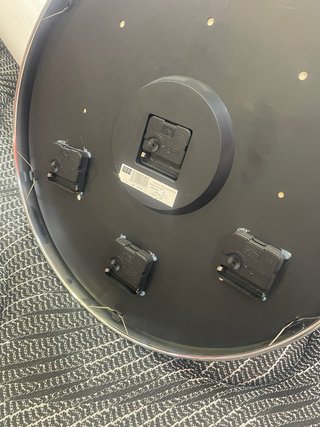 Reloj de Pared con 4 Zonas Horarias Nuevo
