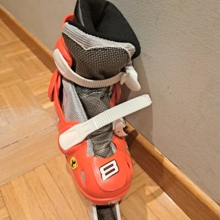 Patines extensibles 35-38 + Casco y protecciones