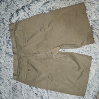 Pantalón Corto Golf Nike Beige