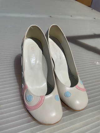 Zapatos Maripaz Talla 37 Beige y Rosa