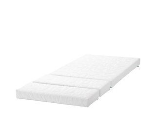 Cama con colchón