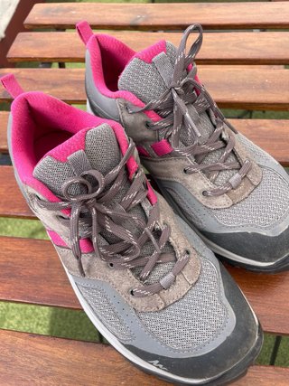 Zapatillas Trekking Mujer Gris y Rosa