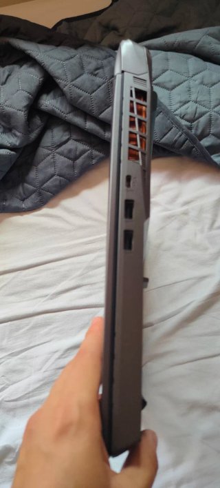 MSI Vector 17 HX A14VIG-820XES