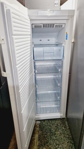 Congelador Indesit No Frost 150x60