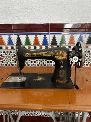 Máquina de coser Singer antigua
