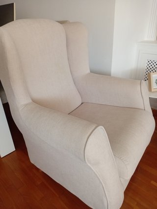 Butaca orejero beige tela