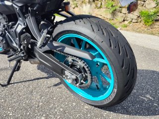 Yamaha MT07 Negra y Azul