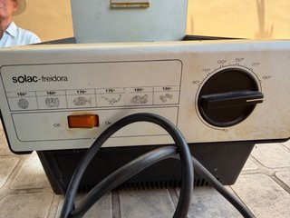 Freidora con guía de temperaturas