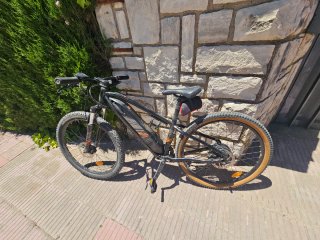 Bicicleta Eléctrica Negra