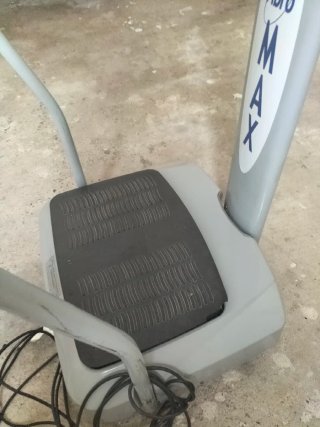 Máquina Vibro MAX Gym