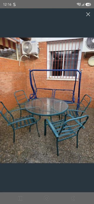 Conjunto exterior mesa, sillas y balancín