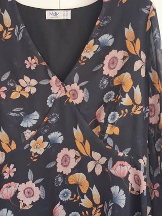 Vestido estampado floral manga larga