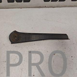 BRAZO SUSPENSION INFERIOR DELANTERO DERECHO FORD