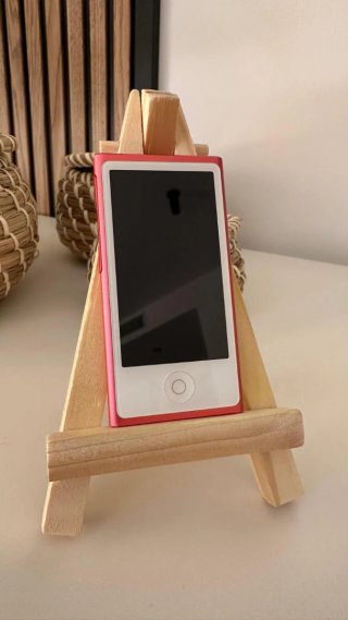 iPod Nano 7ª Gen Fucsia