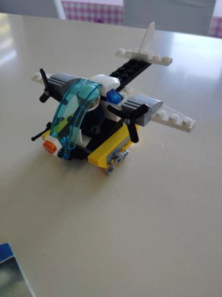 Helicóptero Lego City
