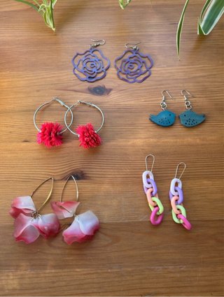 Lote 5 Pendientes Divertidos
